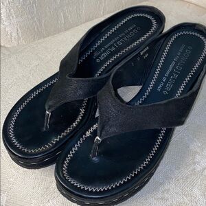 Donald J. Pliner Black Thong Sandals